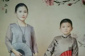 男孩上午写着作业，晚上进了ICU，并发十余种疾病，全家举步维艰图片
