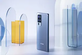 vivo爆发了，X60系列提前确认：居中打孔屏+微云台图片