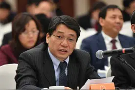 走近两会代表委员——王秦代表：加快打造长三角区域创新共同体图片