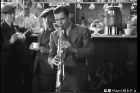 超震撼的萨克斯古典曲目《威廉退尔序曲》技术实在太强了！羡慕图片
