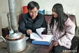 教师扶贫，携学生的手致远方图片