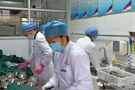 【战疫情】消毒供应室: 做好“灭菌天使” 助力疫情防控消毒图片
