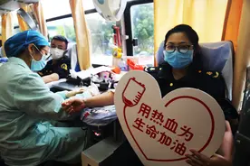 “高妈妈”的芳华故事图片