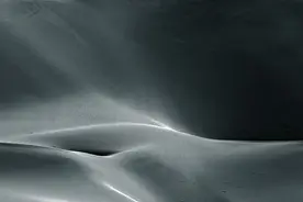人体沙漠艺术图片