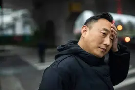 那个永远开不出罚单的谭警官，患上了抑郁症图片