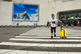 军娃独自上高原！八一，西藏老兵收到了最暖心的节日礼物图片