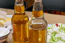 市面常见的4种“水啤”，酒瘾再大也别喝！行家：浪费钱还伤身体图片