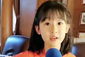 陆毅晒女儿视频，贝儿真是女大十八变，真是人美腿长还多才多艺图片