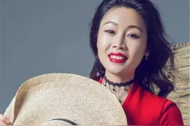 草帽姐没了草帽，阿宝没了白头巾，大衣哥没了大衣，为啥结果不同图片