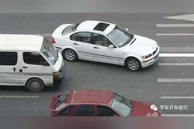 “超车看车头，会车看车尾”是啥意思？交警：要是不懂开车很危险图片