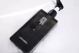 来，让头发“变多”！这款黑科技洗发水，还你一头清爽蓬松的头发图片