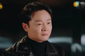 不愧是章子怡爱徒，消失七年的他真狂，一句话让《歌手》弹幕炸了图片
