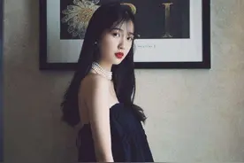 虞书欣挑战港风造型，画红唇秒变“小邱淑贞”，美到令人意外图片
