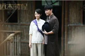 和媳妇一起演戏，剧里剧外都是夫妻，配合果然默契，还是自己人好图片