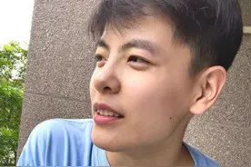 女篮获奥运铜牌，队员杨舒予受到关注，长得像“假小子”，真帅气图片