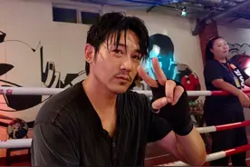 陆毅三胎儿子疑曝光？被网友偶遇后，陆毅方火速辟谣：假的图片