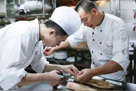 49岁男人口述：谁了解中年男人的无力与辛酸图片