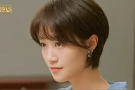 《婆婆的镯子》2只价值不菲的镯子，和刘茵廉价的亲情，形成对比图片
