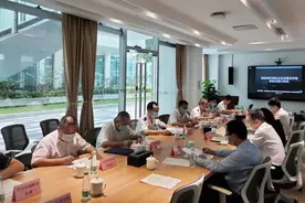 中国船级社与深圳海事、交通、前海管理局共同签署“促进深圳港航发展合作框架协议”图片