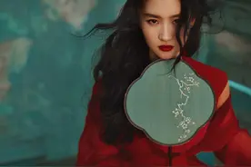 又美又飒！“花木兰”刘亦菲东方古典写真曝光图片