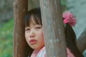 4年后，《变形计》丽姐近照曝光，与城市哥哥同框被赞女大十八变图片
