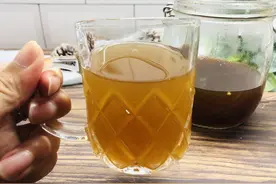 今日是小暑节气，赶紧喝这杯荷叶茶，甘甜消暑，老一辈的做法别忘图片