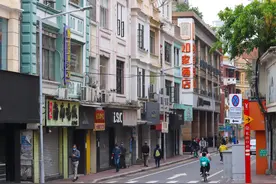 东山口街头摄影图片