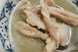吃鱼胶八年的广东宝妈，分享30款鱼胶煲汤秘诀（珍藏版）图片