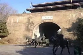 合肥三国城比无锡三国城有底蕴，但是名气却没无锡的大，为什么呢图片