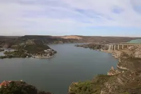 清水河县党政领导调研黄河大峡谷旅游区图片