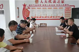 【决胜全面小康 决战脱贫攻坚】金宝乡大桥村与普益乡勇村签订百亩水果玉米种植协议图片