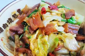 家常腊肉烧包菜要这样做，简单容易学，鲜香味美又解馋图片
