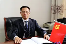 西航职院师生认真学习习近平总书记来陕视察重要讲话 热议“西迁精神”图片