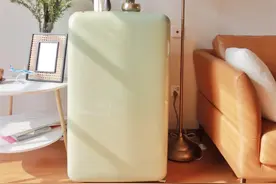 小吉冰箱：99%的冰箱都是大众脸，小吉迷你复古冰箱做剩下的1%图片