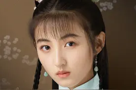 张子枫告诉隔壁阿姨什么才叫少女感图片