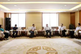 牛益民一行考察甘肃省公路航空旅游投资集团有限公司图片