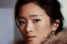 巩俐的身后：一对饱尝丧女之痛的父母，一个爱而不得的已婚男人图片