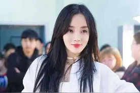 网爆李小璐和PGone已定居美国，国内豪宅价值半个亿，她舍得吗？图片