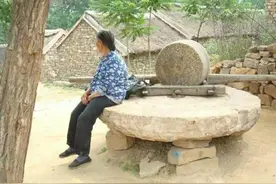 妈妈：如果有来生，让我做你的妈妈，你来做女儿吧图片