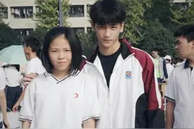 公认校草靠脸火了3年，每提素人帅哥必有这张神照，出道考虑下？图片