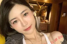 小说：她就像一只小绵羊图片