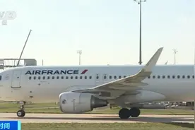 卡塔尔航空推出空白机票，环游世界仅需3500元，乘客购票后可不限日期和目的地随时乘机图片
