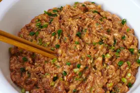饺子馅好吃有秘诀，教你饭店不外传的配方，肉馅鲜嫩多汁不腥不柴图片
