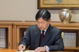 冷知识：图文解说日本天皇的日常工作图片