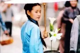 董洁最好看的时候美到发光，不是金粉世家，是22岁时这部剧图片