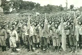 对越作战最激烈时，有哪些演艺明星不顾危险，亲赴前线慰问官兵？图片