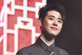 张云雷的太平歌词，一副御子板儿，唱出属于自己的故事（上）图片