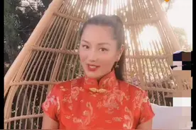 超模瞿颖发福认不出？穿紧身旗袍膀大腰圆显粗壮，49岁仍未结婚图片