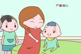 父母的一些强盗逻辑，让子女互相仇视自己晚年自食恶果，很现实图片