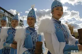 世界第二大黄种人国家，长相与我国人民一样，他们自称是中国后裔图片